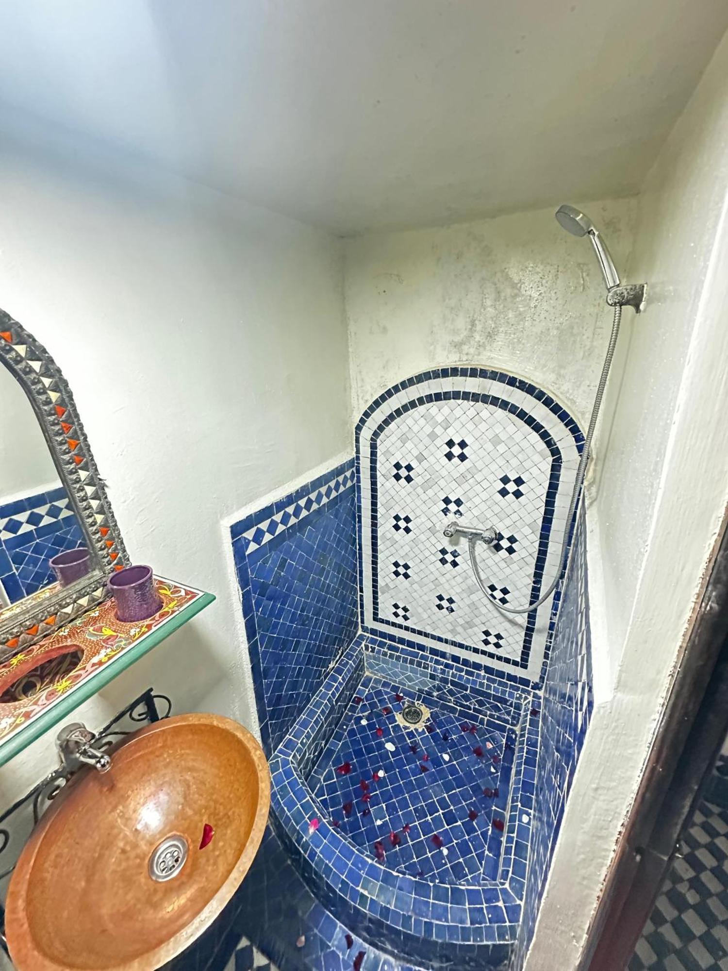 Riad Zohor Fez Esterno foto